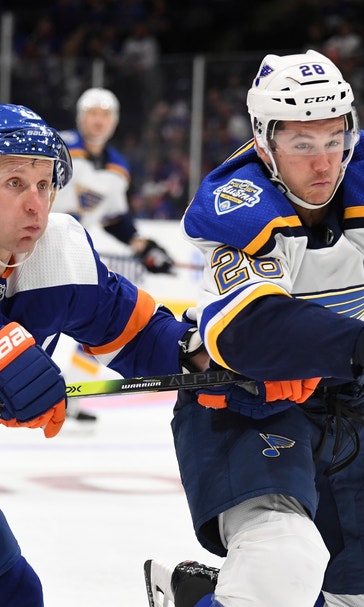 Islanders stun Blues with 3-2 overtime win
